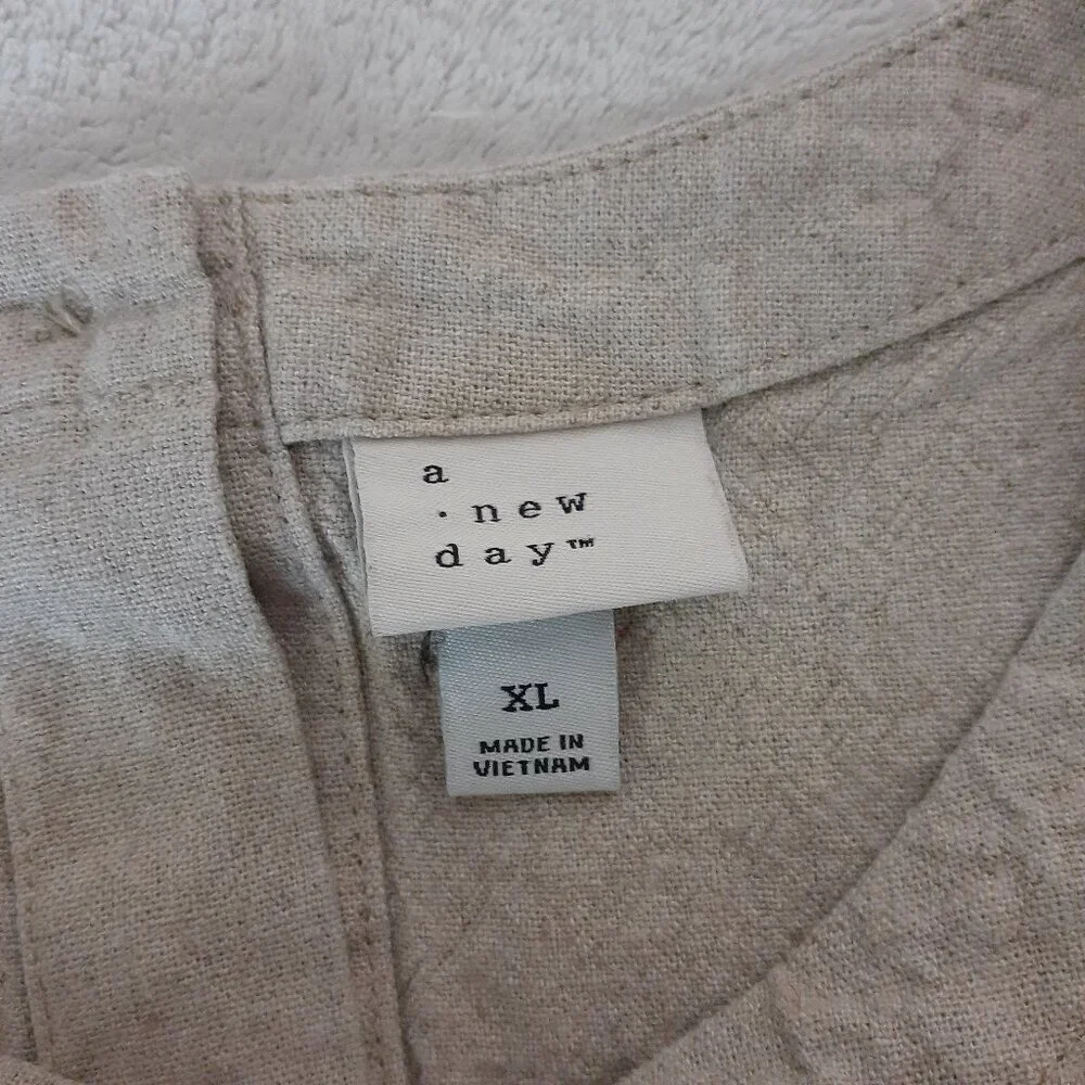 A New Day Women's Size XL Sand Beige Linen Blend Sleeveless Cropped Top - Picture 3 of 9